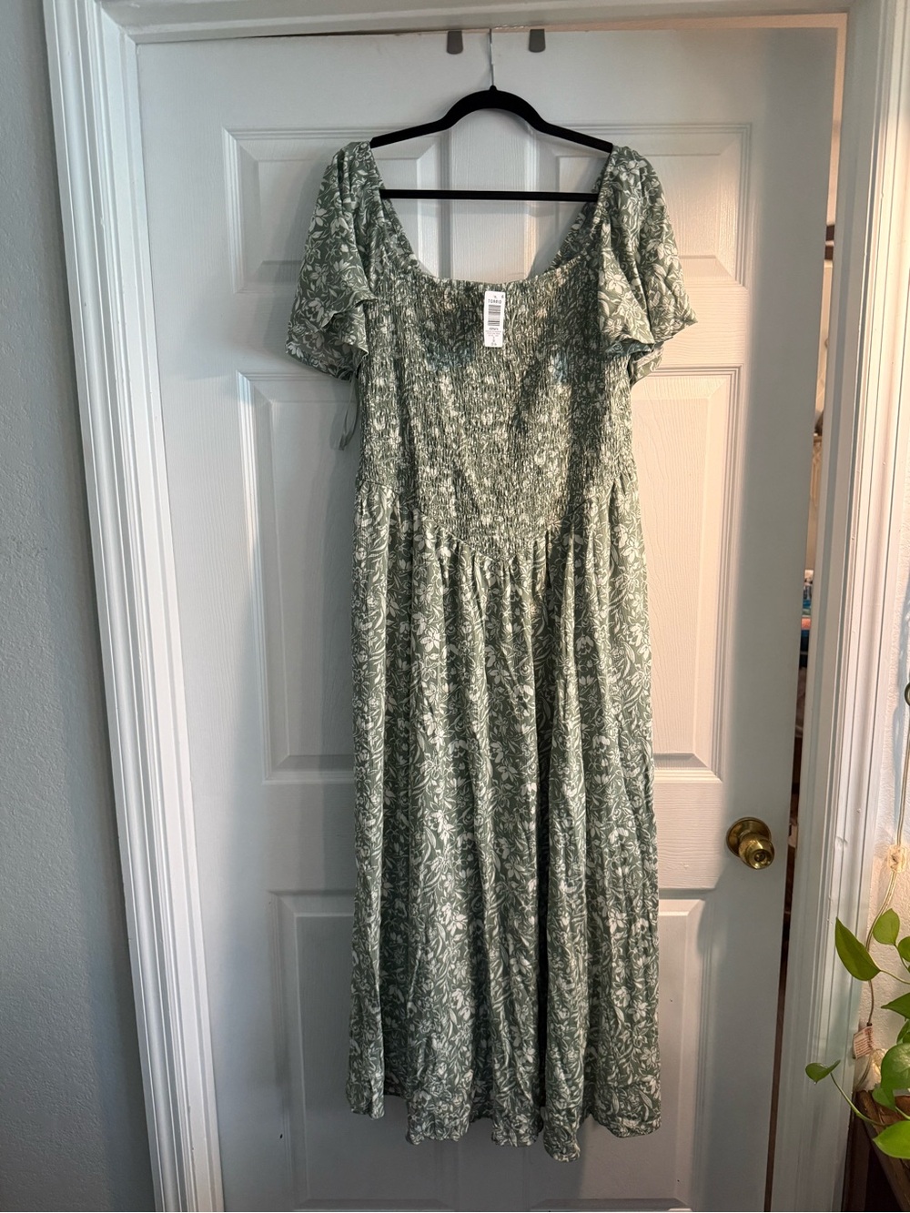 Torrid Green Floral Smocked Midi Dress